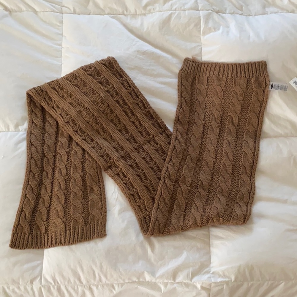 Brand new brown knitted old navy maxi scarf